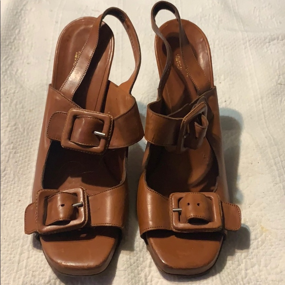 Taupe vintage style shoes
